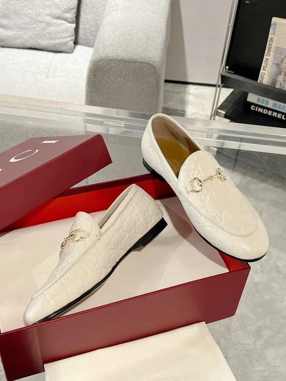 Gucci Shoe 